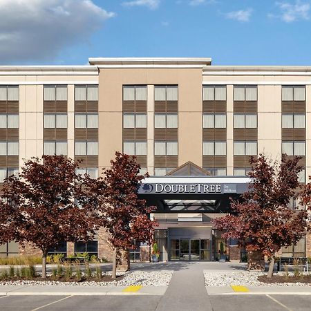 Doubletree By Hilton Kitchener Hotel Kültér fotó